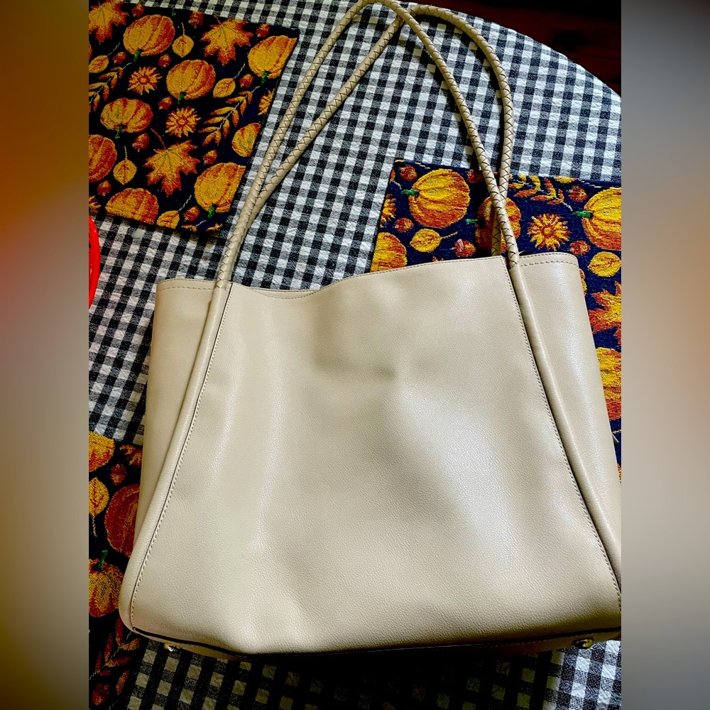 Cole Haan 100% genuine leather work bag